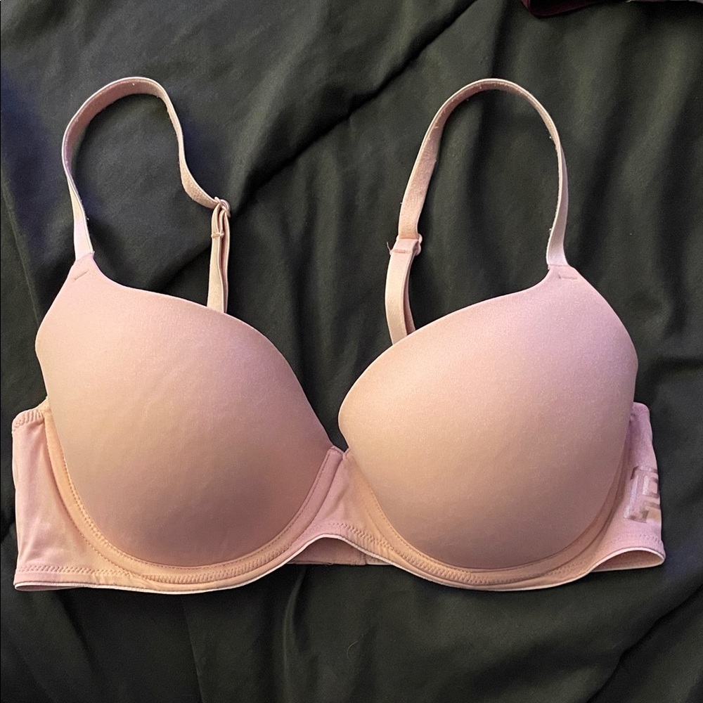 Victoria's Secret Blush Pink Bra